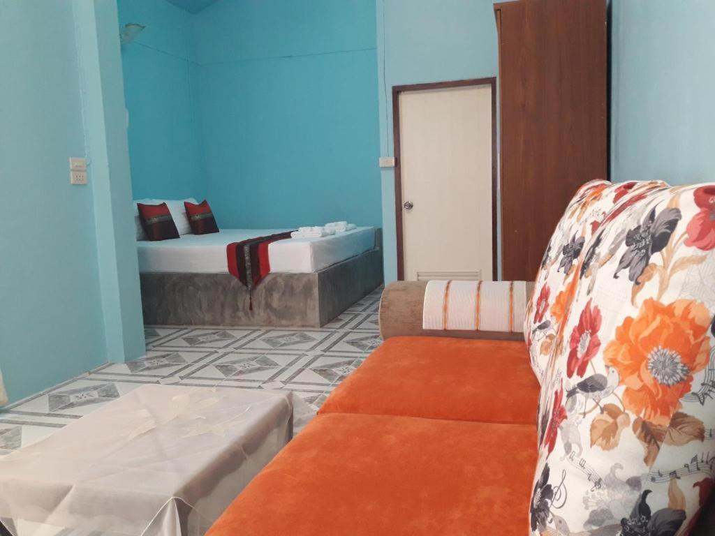 Oyo 769 Ban Thassanee Hotel เชียงใหม่ ภายนอก รูปภาพ
